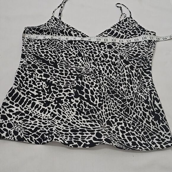 FRAME Cheetah print silk camisole - EXCELLENT condition Size S/P - Picture 4 of 7